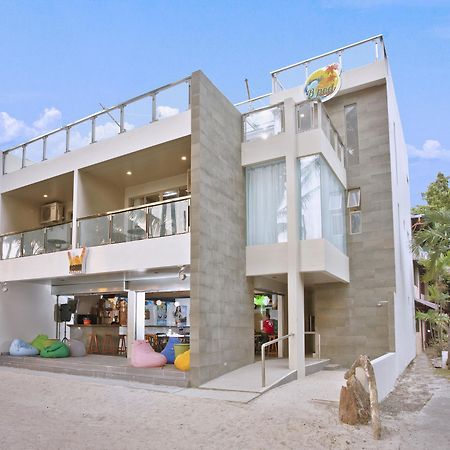 B Pod Hotel Manoc-Manoc Экстерьер фото